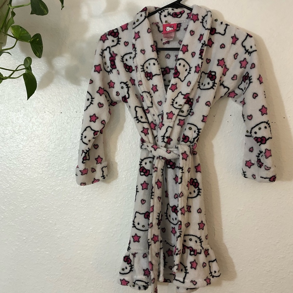 Hello Kitty Robe -Girls 💕 - Picture 2 of 3